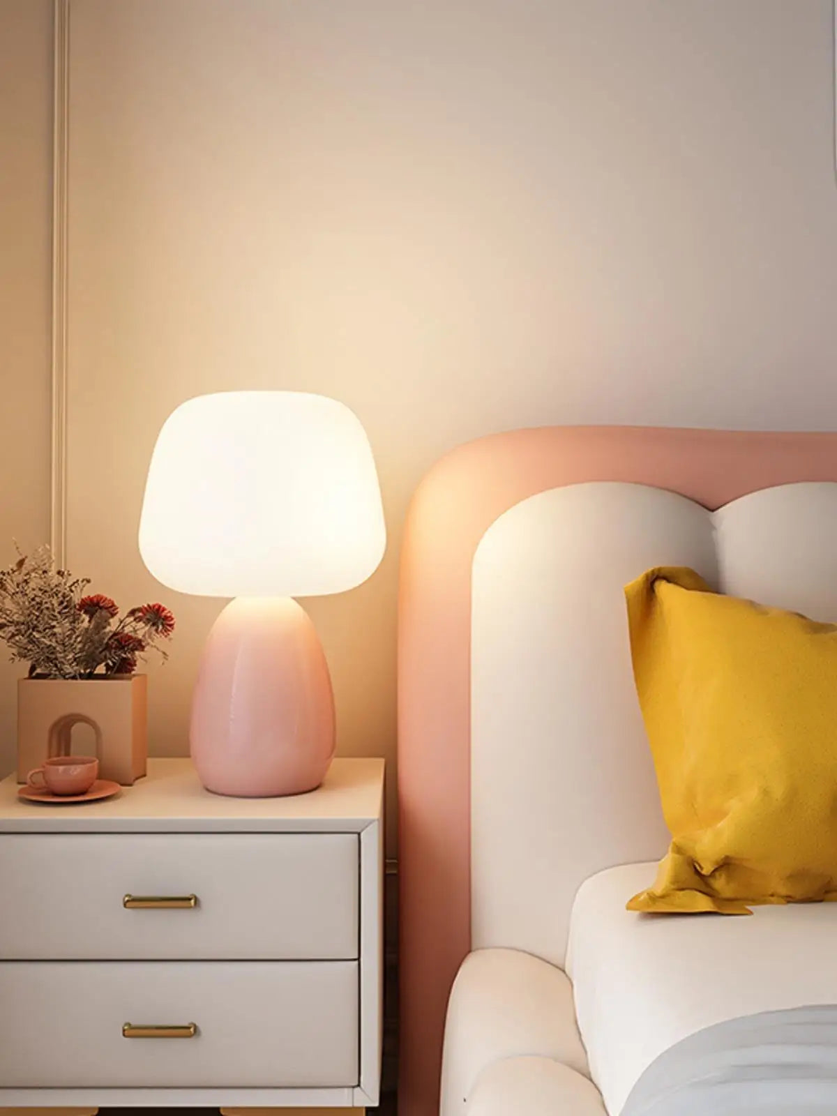 Cream Mushroom Table Lamp Cute and Simple Ceramic Eye Protection Bedside Lamp Warm Girl Bedroom Atmosphere Small Night Lamp