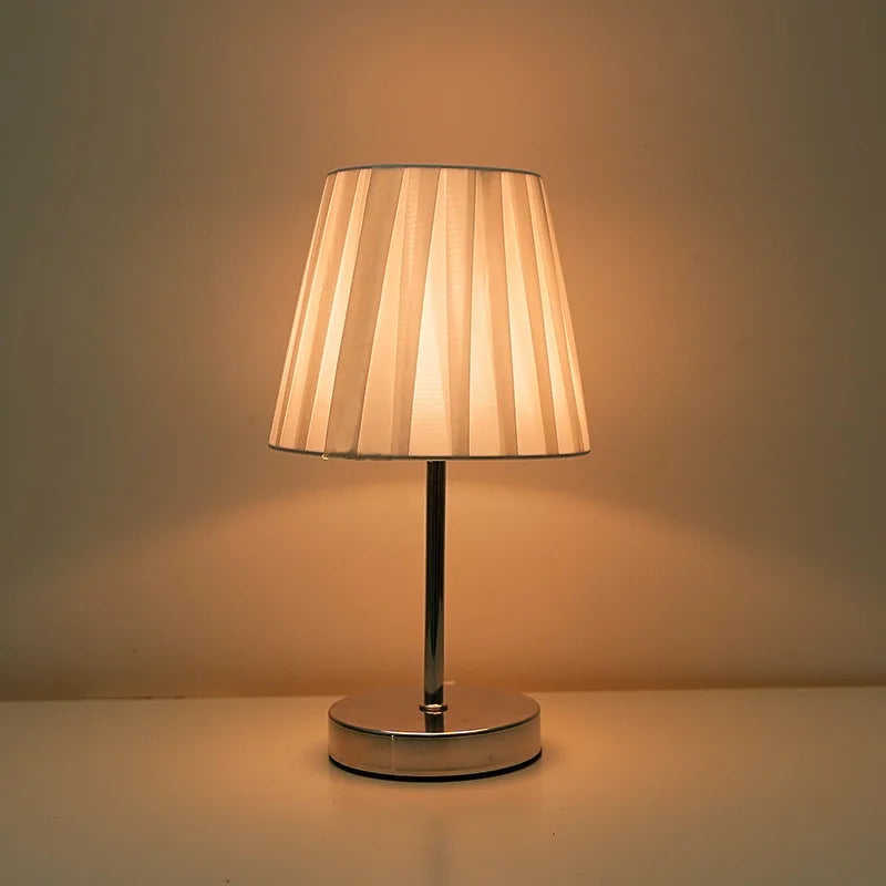 Solid Wood Fabric Usb Small Desk Lamp Bedroom Bedside Lamp Study Dormitory Led Night Light Creative Atmosphere Light Decoration