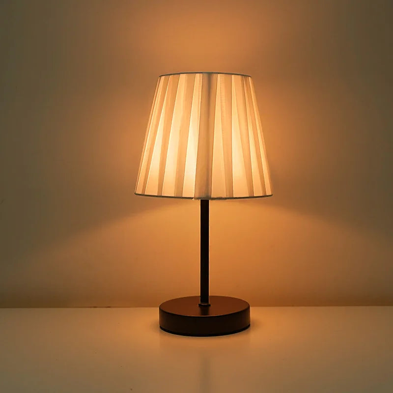 Solid Wood Fabric Usb Small Desk Lamp Bedroom Bedside Lamp Study Dormitory Led Night Light Creative Atmosphere Light Decoration