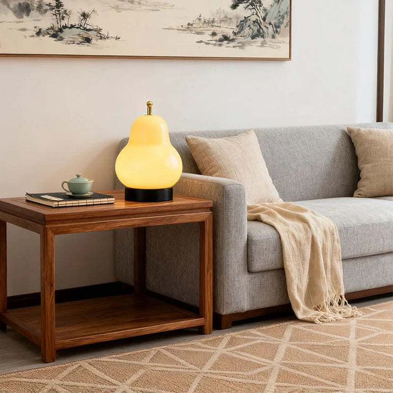 The New Chinese-Style Pear-Shaped Small Table Lamp for the Bedroom, Bedside and Living Room Can Be Touched to Change the Light