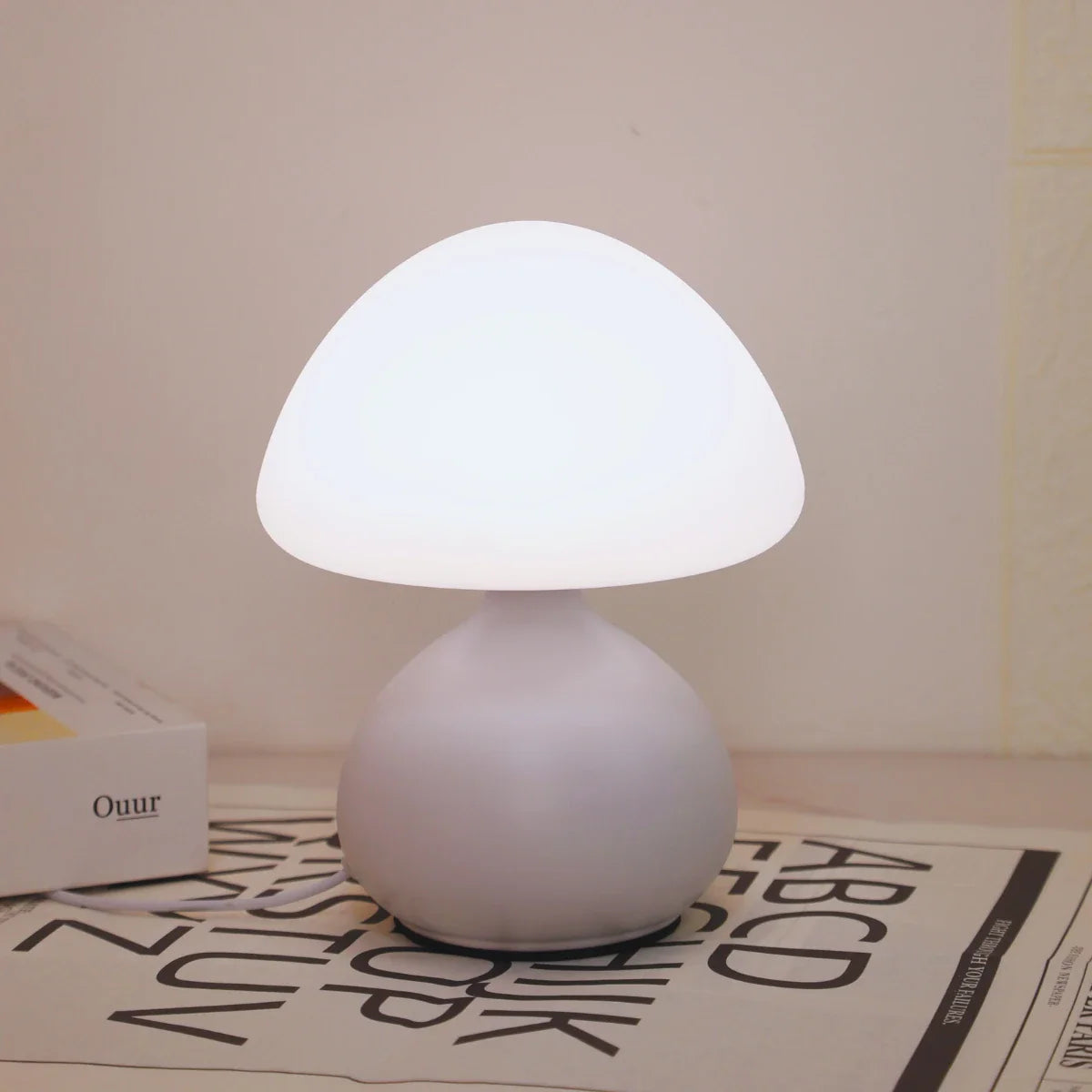 Lampe de chevet forme champignon