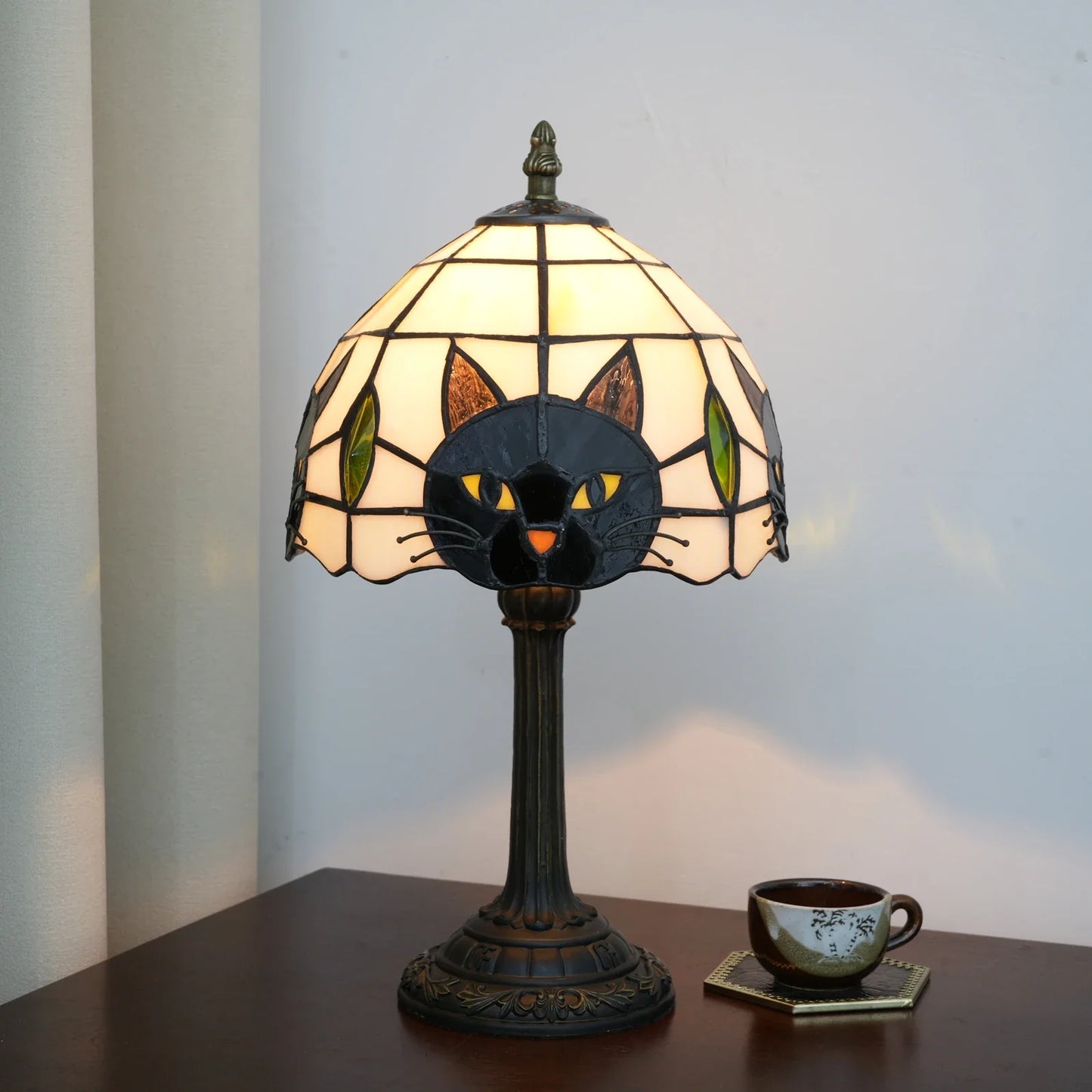 Lampe de chevet chat magique
