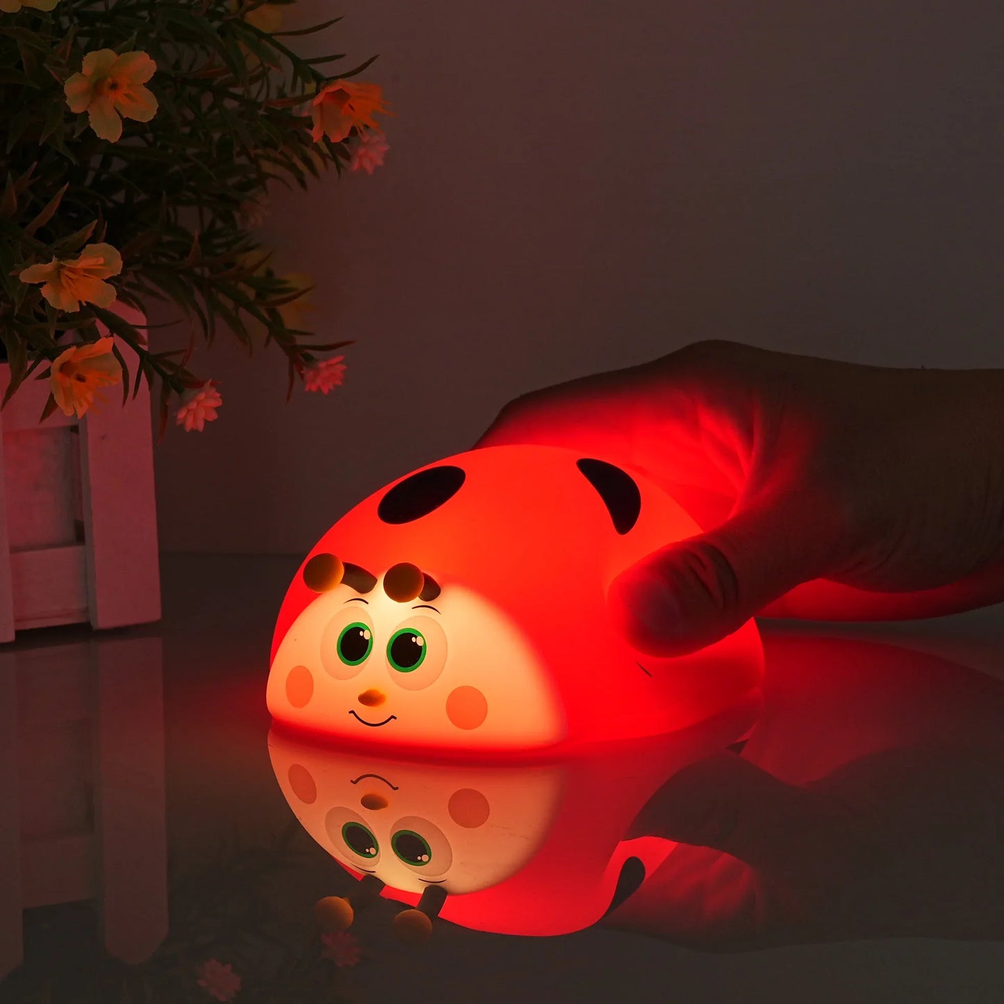 Lampe de chevet coccinelle