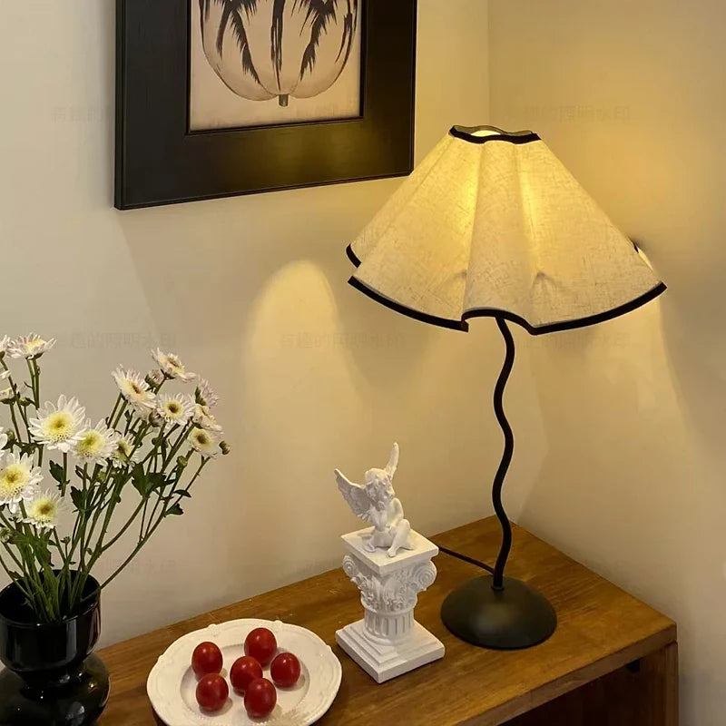 Lampe de chevet pétale