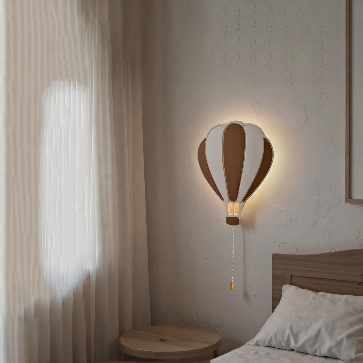 Floating Cloud Wall Lamp for Baby Nursery Cute Floating Cloud Lamp for Kids Bedroom Battery-Operated Hanging Night Lights