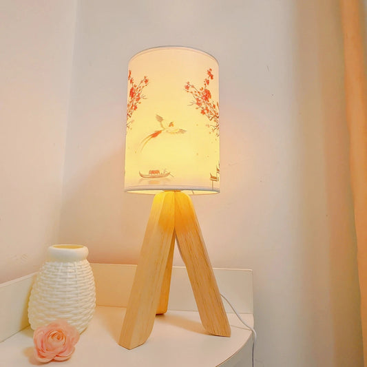 Nordic USB Desk Lamp, Solid Wood Fabric Decoration, LED Night Light for Home Bedroom Bedside Study Accommodation